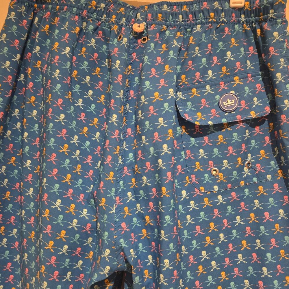 Peter Millar Seaside Collection Swim Trunks Mens Large Blue Skull & Rods - Picture 5 of 7